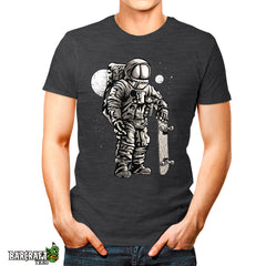 Astronaut skater